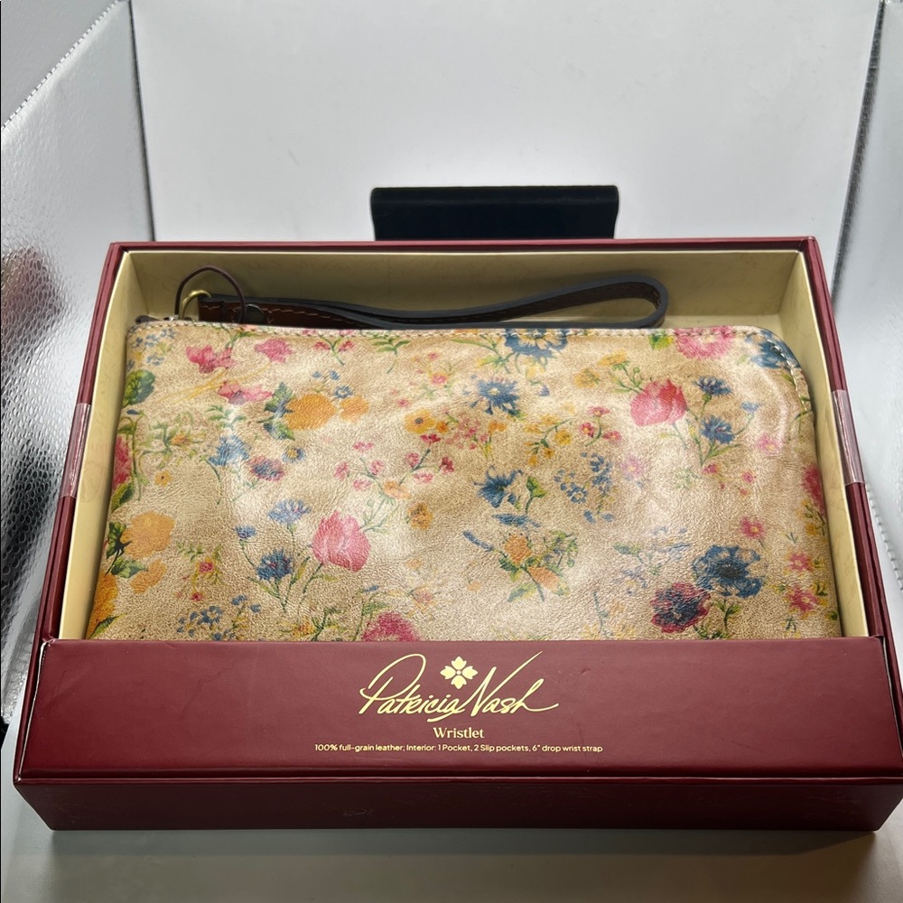 Patricia Nash Floral Wristlet - Prairie Rose